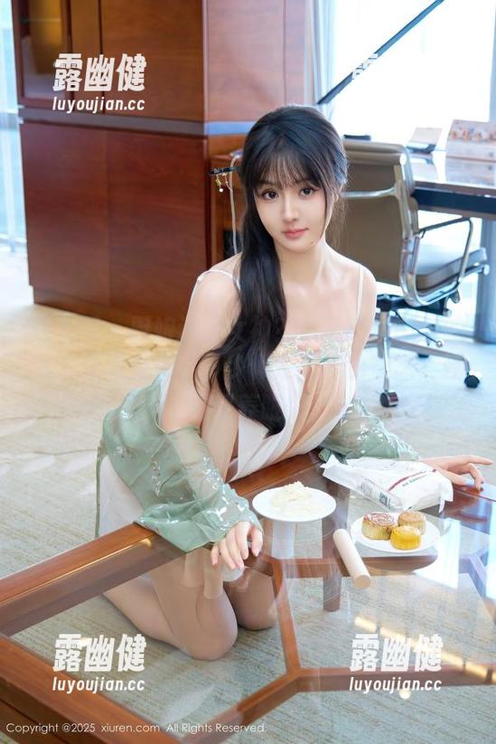 秀人网 - 厨娘还是女神？王馨瑶Yanni的写真图集反转了多少似是而非的观念，轻松又养眼！