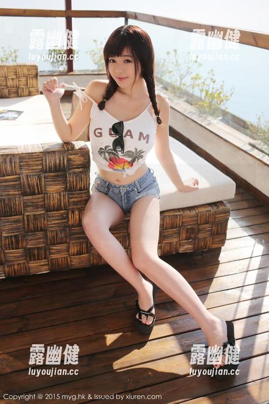 美媛馆 - 有些严肃又有些俏皮，这才是Angela小热巴的“秘书”风采，套图好科普，精选真够赞。