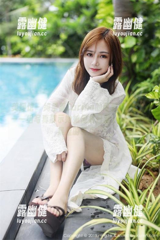 美媛馆 - 绮里嘉Carina的可爱献给你——一组写真展示她如何将日常小事变成图集里的萌点。