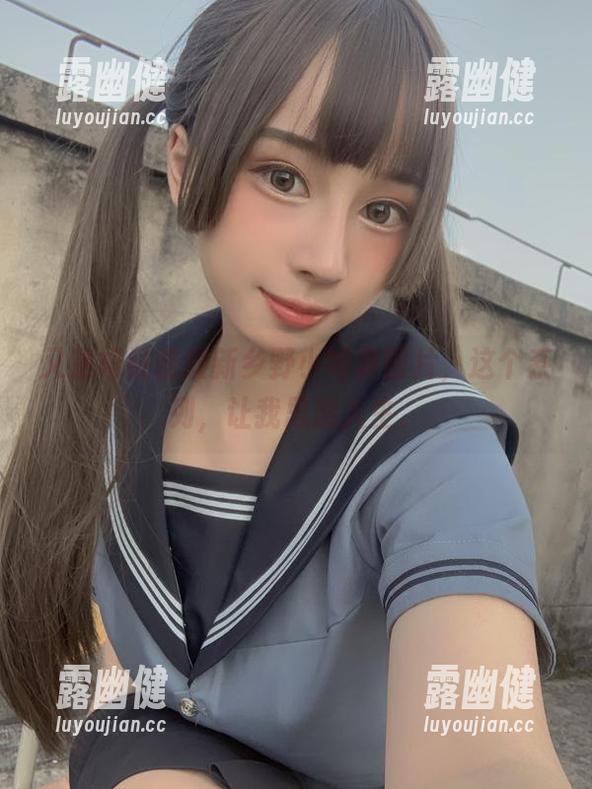 又是胡桃喵最新乡野小娇妻图片，这个系列，让我思索人生。