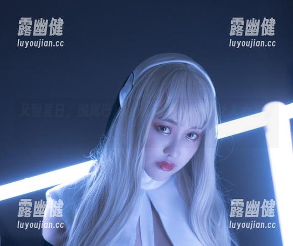 又到夏日，脱尾巴Mizuki的高清资源让人心神荡漾