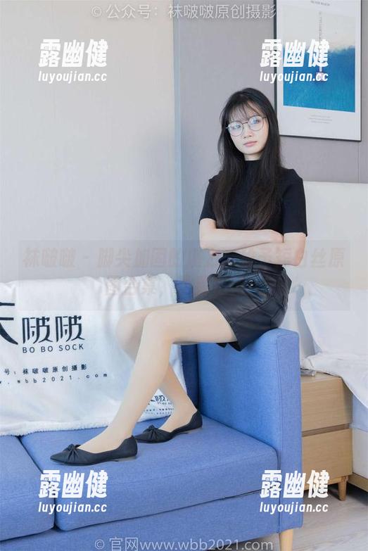 袜啵啵-稚予 袜啵啵 - 脚尖加固的魔力:稚予短白丝原图合集,不看后悔!
