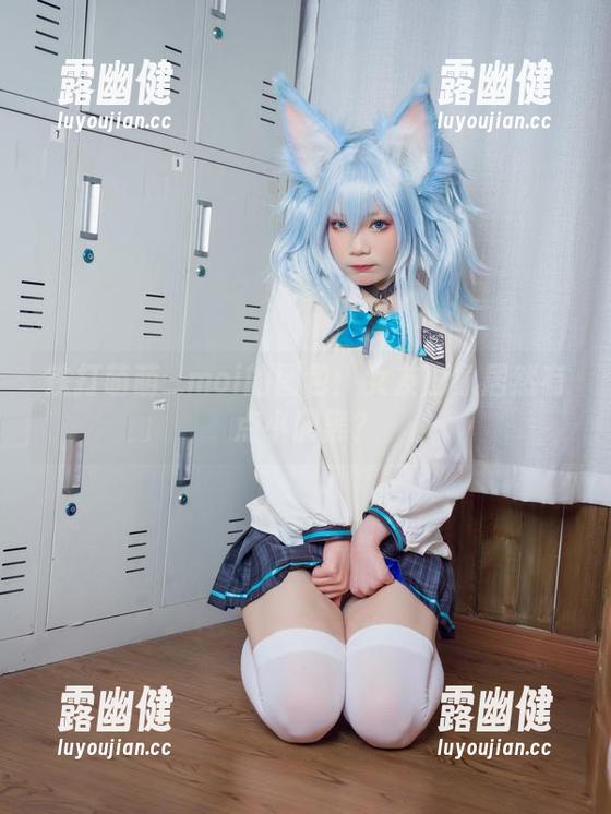 铁打萌萌_moi的图包：女友形象居然有点小腹黑？