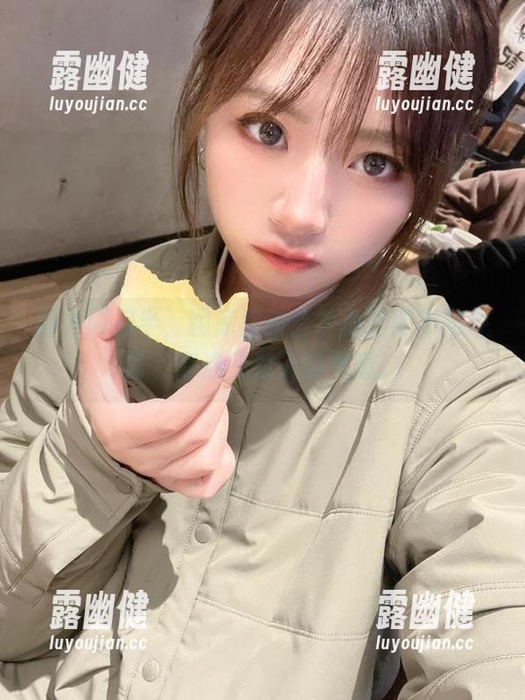 因为闪月半，图库里的梦梦兔变得不同寻常，高清又撩人的气息。