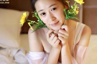 青豆客 – 图片说不出的秘密，王语纯的私拍真耐人寻味