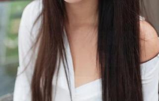 青豆客 – 宝藏博主罗婉莹的夏天，图片里似乎漂浮了几丝懒散的气息。