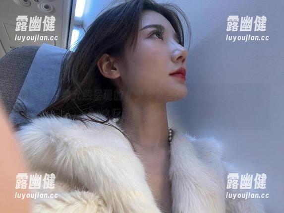 微密圈 - 黎允熙呈现的《少女》–下载作品，后悔声响之际请轻声自省。